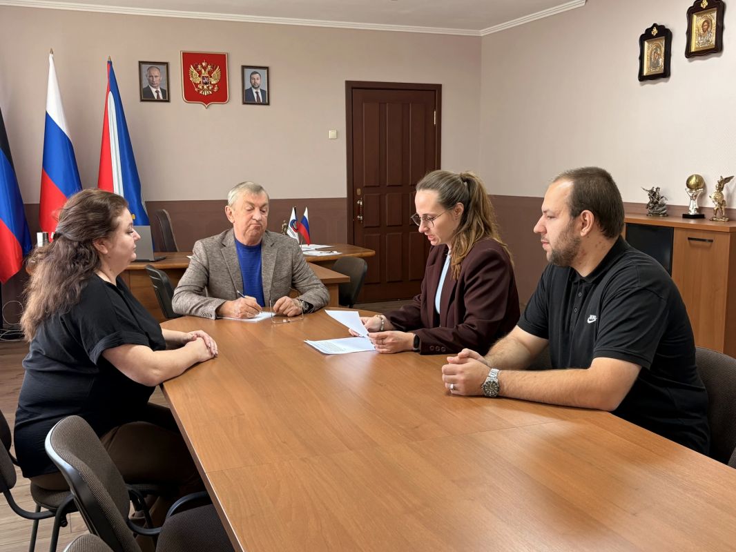 Николай Руппель: В администрации округа прошло очередное заседание координационного совета по взаимодействию с общероссийским общественно-государственным движением детей и молодежи «Движение первых» при участии главы округа... Николай Руппель: В администрации округа прошло очередное заседание координационного совета по взаимодействию с общероссийским общественно-государственным движением детей и молодежи «Движение первых» при участии главы округа...