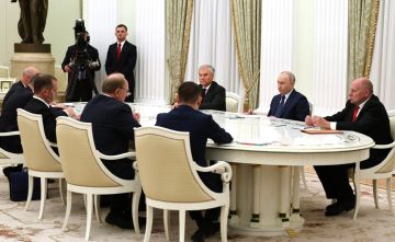 Голосование в приграничных регионах, Донбассе и Новороссии проходило в сложных, практически боевых условиях, но было организовано достойно