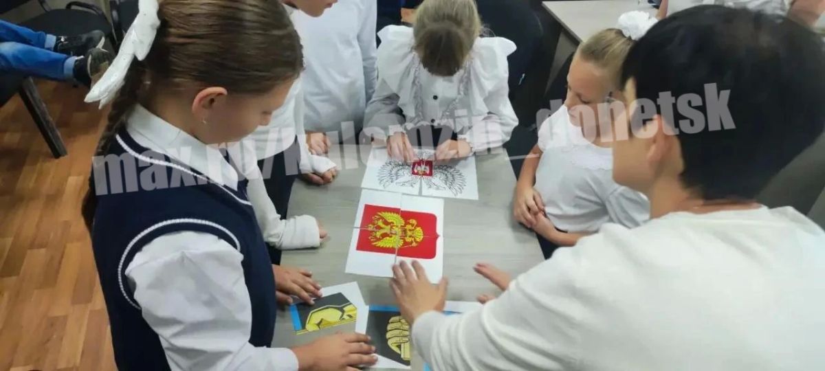 В преддверии Дня воссоединения ДНР, ЛНР, Запорожской и Херсонской областей с Российской Федерацией в Пролетарском районе состоялась интерактивная игра «Моя Родина — Россия» для детей-сирот и детей, оставшихся без... В преддверии Дня воссоединения ДНР, ЛНР, Запорожской и Херсонской областей с Российской Федерацией в Пролетарском районе состоялась интерактивная игра «Моя Родина — Россия» для детей-сирот и детей, оставшихся без...
