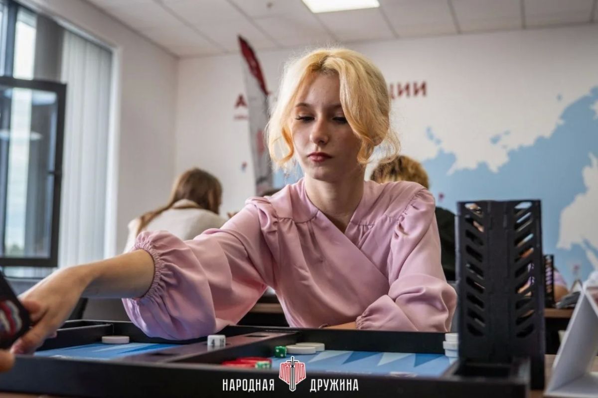 Четыре региона России объединились за одним столом Четыре региона России объединились за одним столом