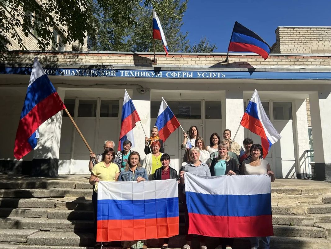 Александр Шатов: В Шахтерском округе, в преддверии Дня воссоединения Донецкой Народной Республики, Луганской Народной Республики, Запорожской области и Херсонской области с Российской Федерацией, в рамках партроекта Единой... Александр Шатов: В Шахтерском округе, в преддверии Дня воссоединения Донецкой Народной Республики, Луганской Народной Республики, Запорожской области и Херсонской области с Российской Федерацией, в рамках партроекта Единой...
