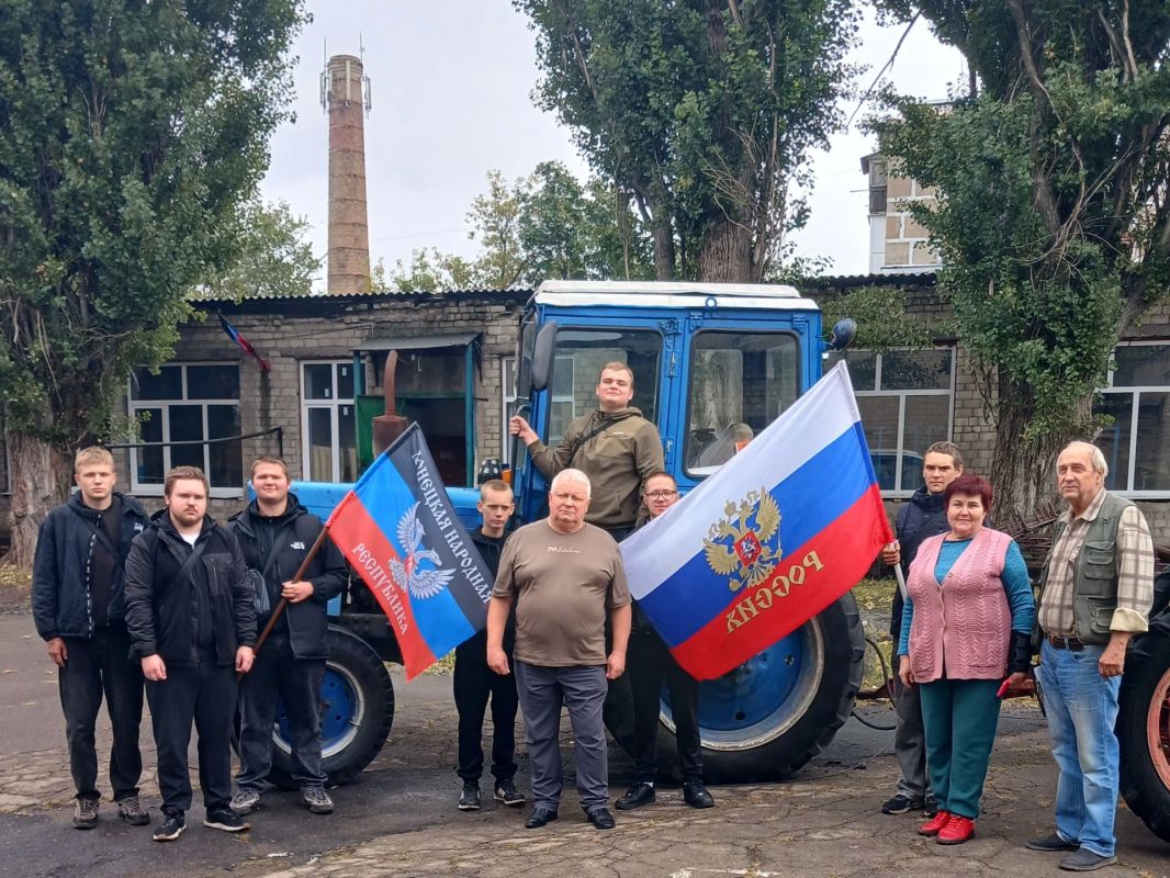 Александр Шатов: В Шахтерском округе, в преддверии Дня воссоединения Донецкой Народной Республики, Луганской Народной Республики, Запорожской области и Херсонской области с Российской Федерацией, в рамках партроекта Единой... Александр Шатов: В Шахтерском округе, в преддверии Дня воссоединения Донецкой Народной Республики, Луганской Народной Республики, Запорожской области и Херсонской области с Российской Федерацией, в рамках партроекта Единой...