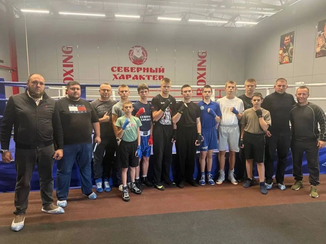 Министр спорта и туризма ДНР Максим Швец с рабочим визитом посетил Волновахский муниципальный округ Министр спорта и туризма ДНР Максим Швец с рабочим визитом посетил Волновахский муниципальный округ