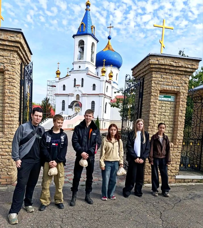 Вместе мы победим: изготовление свечей для фронта Вместе мы победим: изготовление свечей для фронта