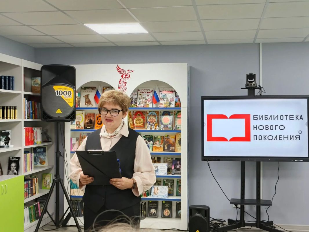 Подарок к годовщине: в Шахтерске открылась модельная библиотека «Сказания о земле Донбасса» Подарок к годовщине: в Шахтерске открылась модельная библиотека «Сказания о земле Донбасса»