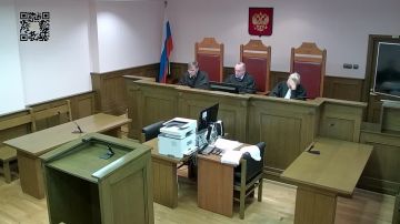 Условия договора КАСКО не должны ущемлять права потребителя, отметил ВС РФ, рассмотрев жалобу жительницы Санкт-Петербурга, которой страховая компания отказала в компенсации ущерба за утрату автомобиля вследствие поджога