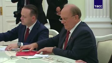 Победа, безусловно, будет за Россией, — Владимир Путин