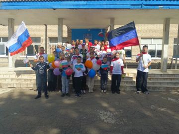 День исторической памяти и единства в школах Старобешевского округа