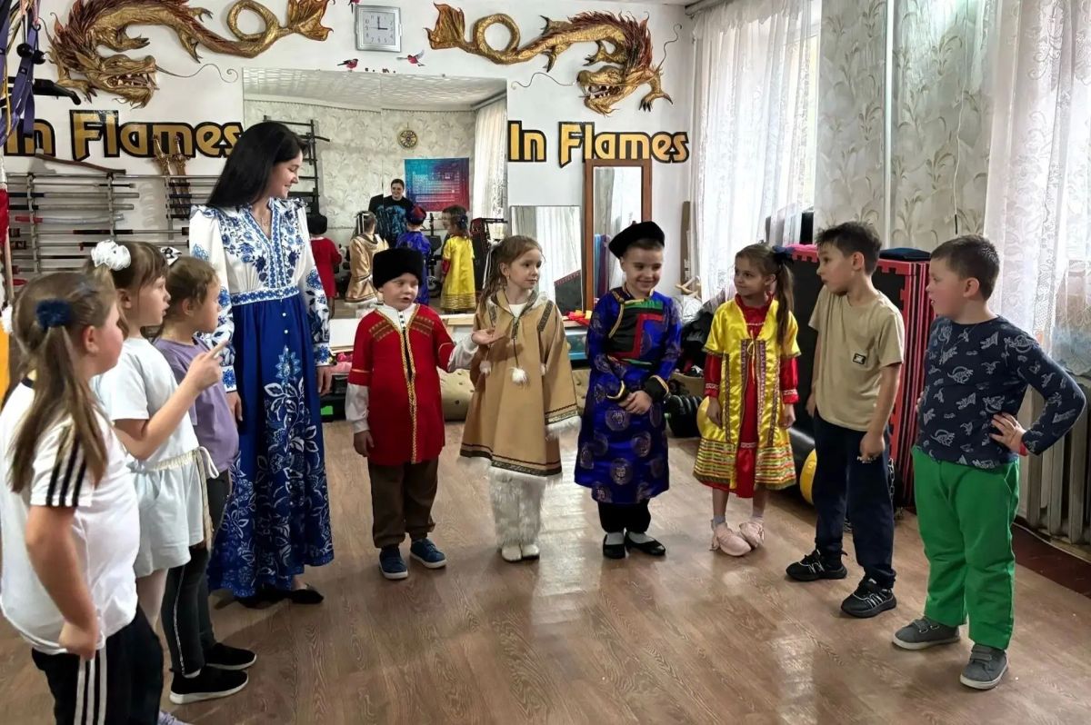 В учреждениях культуры Снежного прошли осенние мероприятия В учреждениях культуры Снежного прошли осенние мероприятия