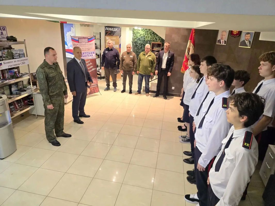 Дмитрий Огилец: Сегодня Дом Ветерана Донецкой республиканской региональной организации "Российский союз ветеранов Афганистана и специальных военных операций" посетили наши давние друзья, представители Военного следственного... Дмитрий Огилец: Сегодня Дом Ветерана Донецкой республиканской региональной организации "Российский союз ветеранов Афганистана и специальных военных операций" посетили наши давние друзья, представители Военного следственного...