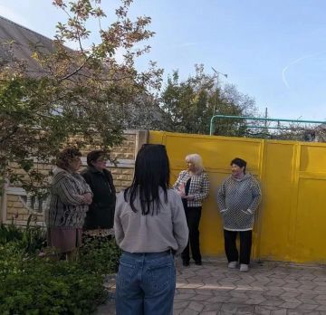 Депутат Амвросиевского муниципального совета Людмила Деревянко провела встречу с жителями на закрепленной территории