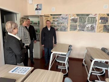Александр Шатов: Министр образования и науки посетил с рабочим визитом Шахтерск