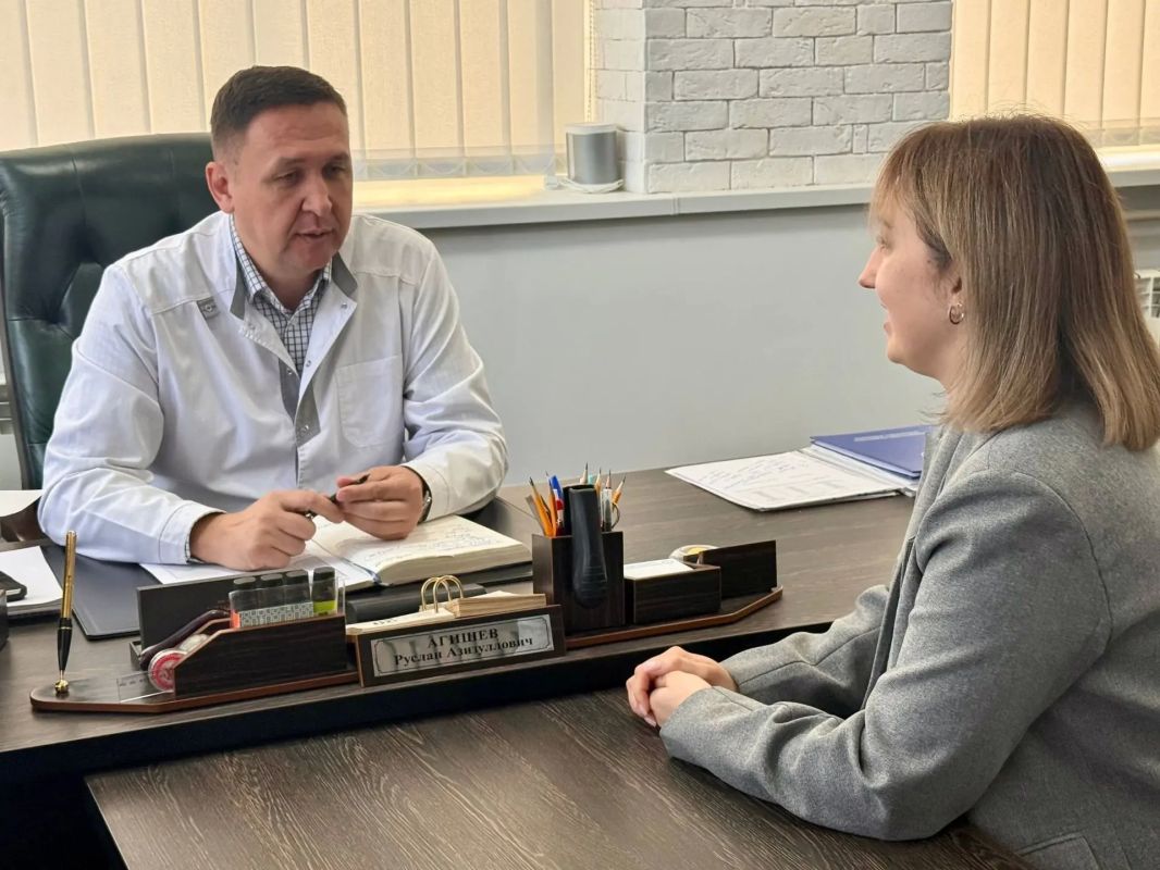 Личный прием. Агишев Руслан Азизуллович, депутат Снежнянского городского совета ДНР первого созыва, фракции Всероссийской политической партии «Единая Россия», провёл личный приём граждан