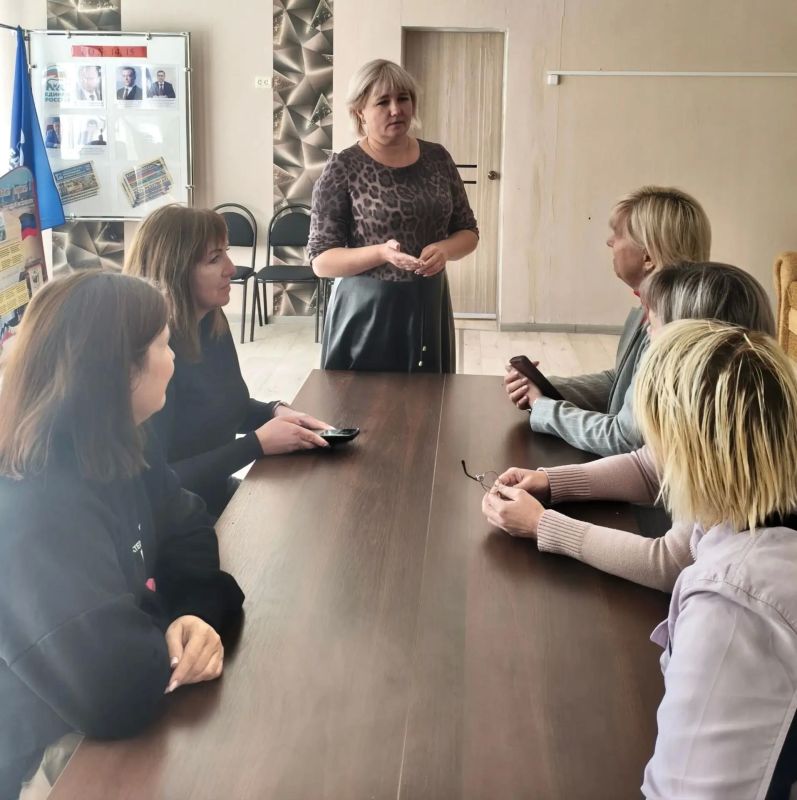 В Калининском районе Горловки состоялись встречи лидеров общественного мнения с жителями В Калининском районе Горловки состоялись встречи лидеров общественного мнения с жителями