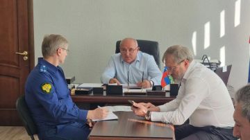 Вчера под председательством Ставрулова Михаила Валентиновича состоялось 61 заседание Мангушского муниципального совета
