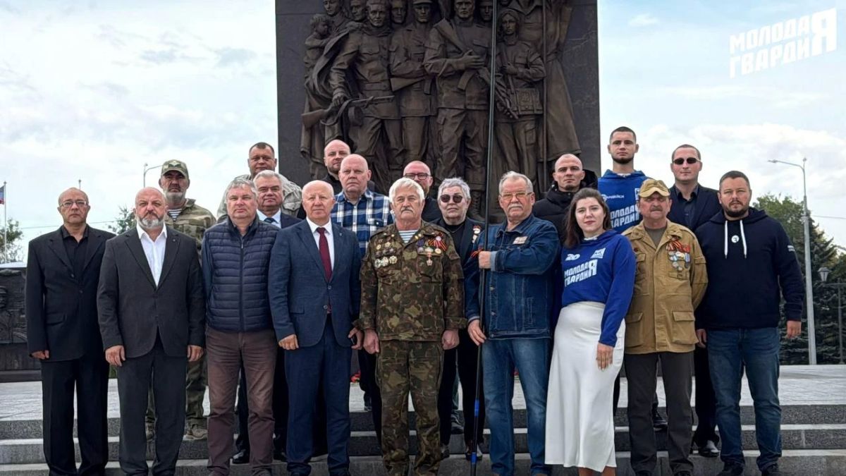 В Мариуполе отметили День воссоединения Донбасса и новых регионов с Россией В Мариуполе отметили День воссоединения Донбасса и новых регионов с Россией