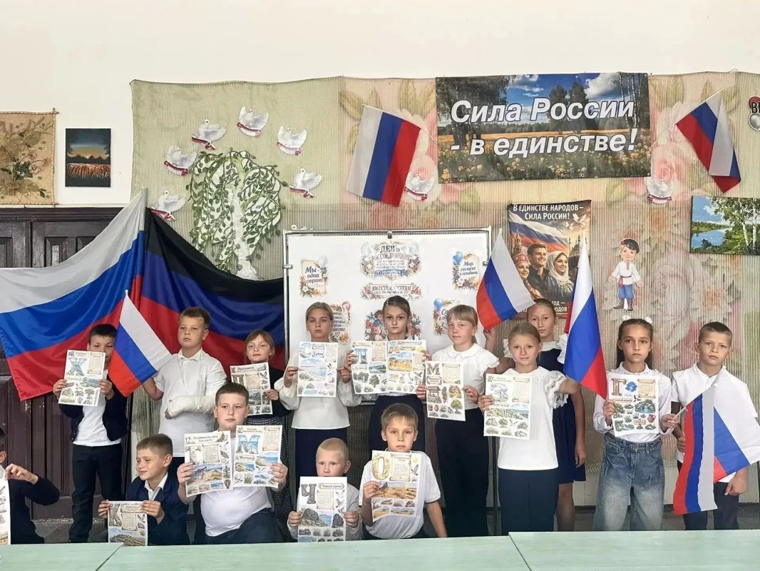В учреждениях культуры и образования Новоазовского муниципального округа прошли мероприятия, посвященные четвертой годовщине воссоединения Донецкой и Луганской Народных Республик, Запорожской и Херсонской областей с... В учреждениях культуры и образования Новоазовского муниципального округа прошли мероприятия, посвященные четвертой годовщине воссоединения Донецкой и Луганской Народных Республик, Запорожской и Херсонской областей с...