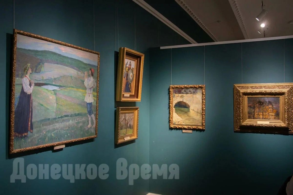 Часть работ показали впервые: для посещения открыли все залы донецкого художественного музея Часть работ показали впервые: для посещения открыли все залы донецкого художественного музея