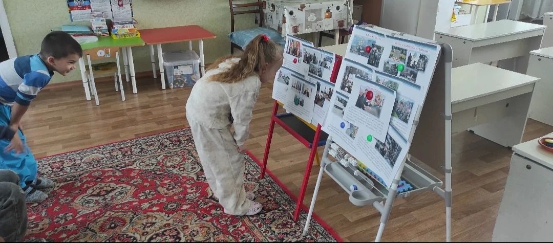 В Ждановке отметили День воссоединения новых регионов с Россией В Ждановке отметили День воссоединения новых регионов с Россией