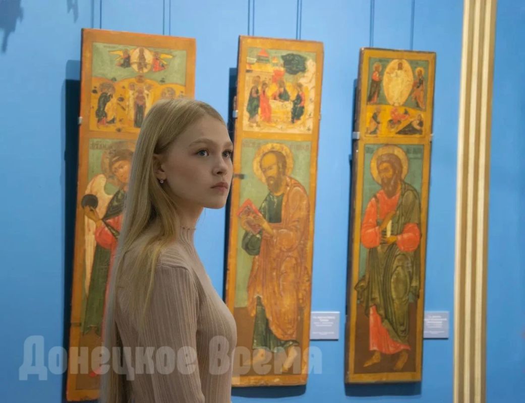 Часть работ показали впервые: для посещения открыли все залы донецкого художественного музея Часть работ показали впервые: для посещения открыли все залы донецкого художественного музея