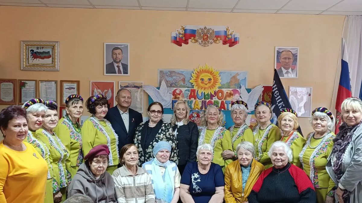 Наталья Бегуненко: Сегодня, 1 октября, в рамках проекта «Старшее поколение» в Центре социального обслуживания населения Петровского района прошло праздничное мероприятие «День добра и уважения», приуроченное к Международному... Наталья Бегуненко: Сегодня, 1 октября, в рамках проекта «Старшее поколение» в Центре социального обслуживания населения Петровского района прошло праздничное мероприятие «День добра и уважения», приуроченное к Международному...