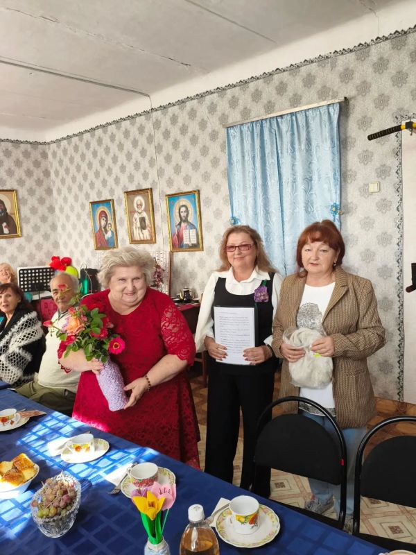 «Мои года — мое богатство»: в Комплексном центре отметили День пожилого человека «Мои года — мое богатство»: в Комплексном центре отметили День пожилого человека