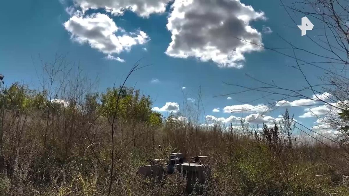 Бойцы "Юга" уничтожили украинский танк одним маленьким беспилотником, сообщили в Минобороны РФ