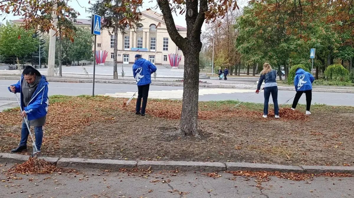 Наталья Бегуненко: В рамках проекта «Городская среда» Петровский район присоединился к еженедельной акции «Чистый четверг» Наталья Бегуненко: В рамках проекта «Городская среда» Петровский район присоединился к еженедельной акции «Чистый четверг»