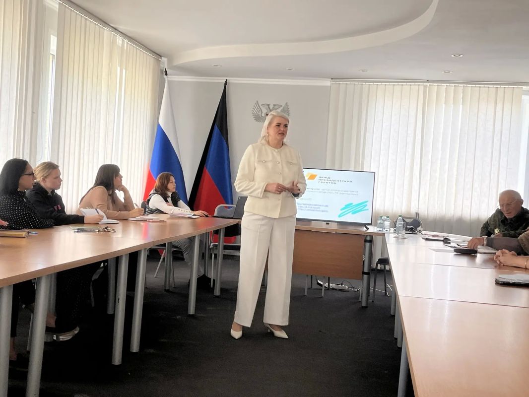 В Харцызске прошло обучение «Инструменты для социального предпринимательства»! В Харцызске прошло обучение «Инструменты для социального предпринимательства»!