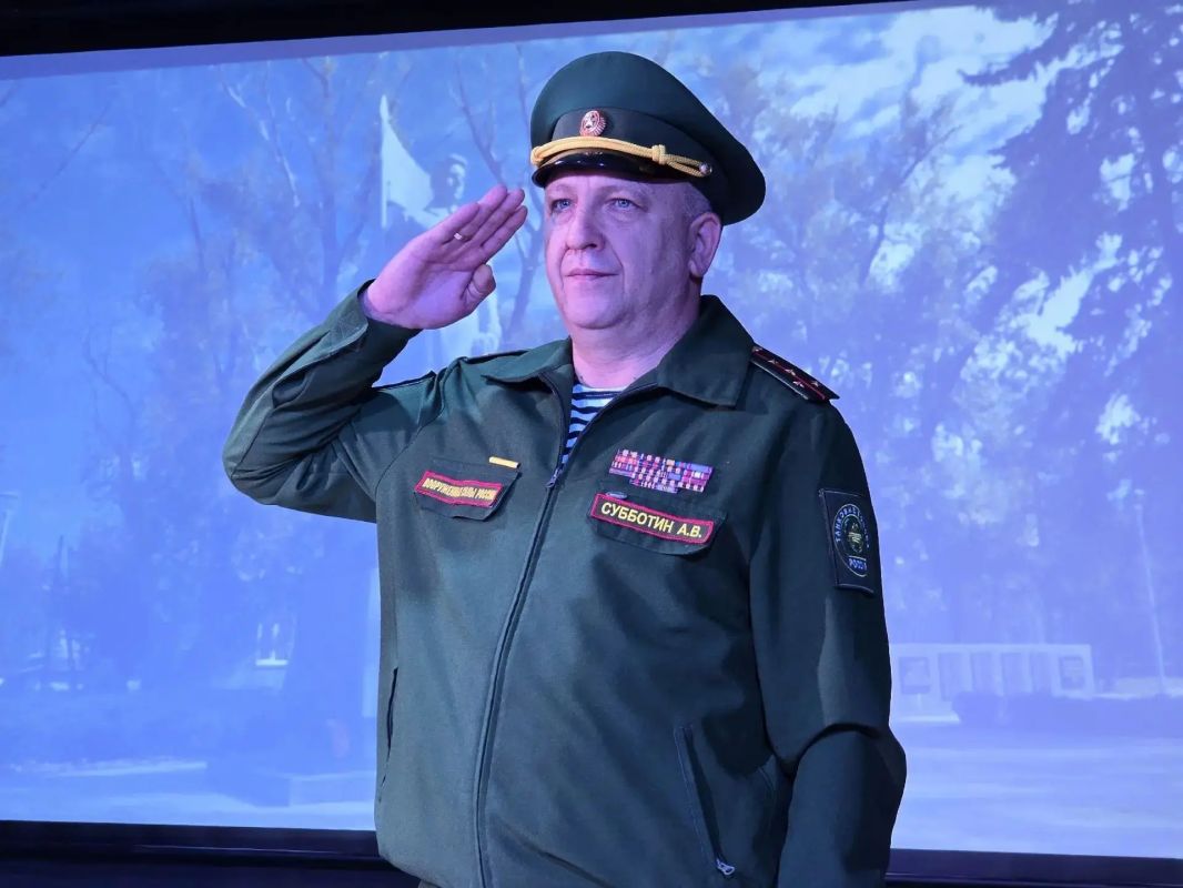 Дмитрий Огилец: 30 сентября, в День воссоединения ДНР, ЛНР, Запорожской и Херсонской областей с Россией, в Центре детского и юношеского творчества города Харцызска состоялось важное событие Дмитрий Огилец: 30 сентября, в День воссоединения ДНР, ЛНР, Запорожской и Херсонской областей с Россией, в Центре детского и юношеского творчества города Харцызска состоялось важное событие