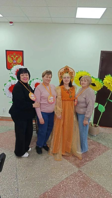 День пожилого человека в селе Азовское: «Нам года — не беда!» День пожилого человека в селе Азовское: «Нам года — не беда!»