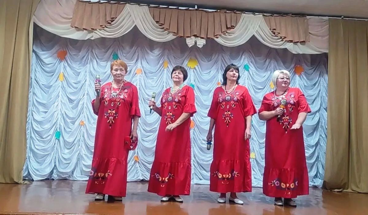 Снежнянцы подарили тепло и внимание старшему поколению Снежнянцы подарили тепло и внимание старшему поколению