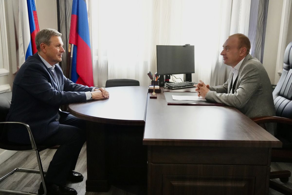 Михаил Желтяков: Сегодня в Мариуполе работают 19 учреждений культуры, а также республиканский русский драматический театр Михаил Желтяков: Сегодня в Мариуполе работают 19 учреждений культуры, а также республиканский русский драматический театр