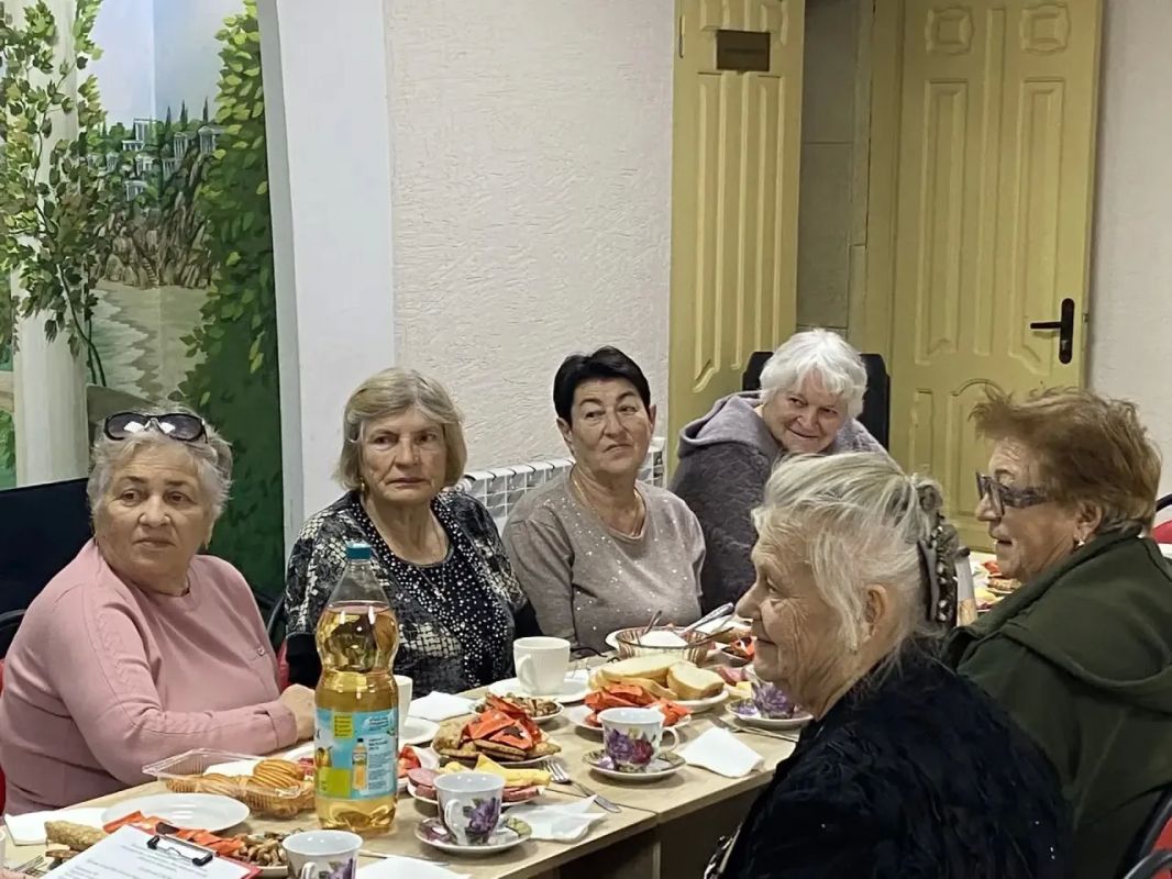 Мудрость поколений. Сегодня во всем мире отмечают Международный день пожилых людей Мудрость поколений. Сегодня во всем мире отмечают Международный день пожилых людей