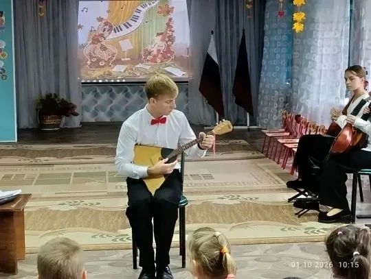 1 октября мир отмечал Международный день музыки, в связи с этим в ГБДОУ «ДЕТСКИЙ САД № 24 Г.О. ХАРЦЫЗСК» ДНР в рамках взаимодействия состоялась встреча с учащимися и преподавателями МБУ ДО "Харцызская детская школа искусств"... 1 октября мир отмечал Международный день музыки, в связи с этим в ГБДОУ «ДЕТСКИЙ САД № 24 Г.О. ХАРЦЫЗСК» ДНР в рамках взаимодействия состоялась встреча с учащимися и преподавателями МБУ ДО "Харцызская детская школа искусств"...