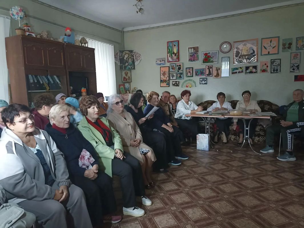 С теплом и благодарностью: в Комсомольском отметили День пожилого человека