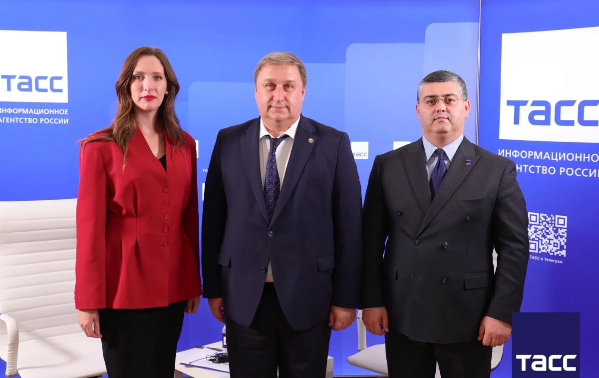 Главное из заявлений, а также фоторепортаж с видеоинтервьюзаместителя председателя Комиссии по культуре и сохранению духовного наследия ОП РФ Павла Покровского Региональному информационному центру "ТАСС Кавказ" на площадке... Главное из заявлений, а также фоторепортаж с видеоинтервьюзаместителя председателя Комиссии по культуре и сохранению духовного наследия ОП РФ Павла Покровского Региональному информационному центру "ТАСС Кавказ" на площадке...