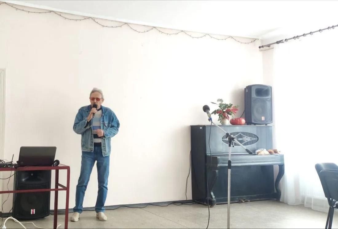 Ко Дню пожилого человека сотрудники МБУ «Дебальцевский центр культуры и досуга» организовали душевную встречу для жителей посёлка 8 Марта Ко Дню пожилого человека сотрудники МБУ «Дебальцевский центр культуры и досуга» организовали душевную встречу для жителей посёлка 8 Марта