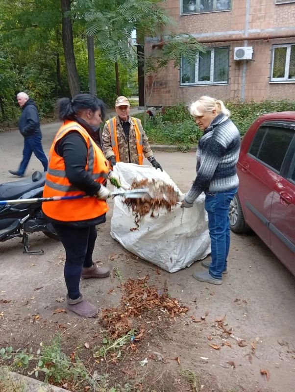 Елена Рязанцева: Благодарим сотрудников жилищных организаций за активное участие в субботнике