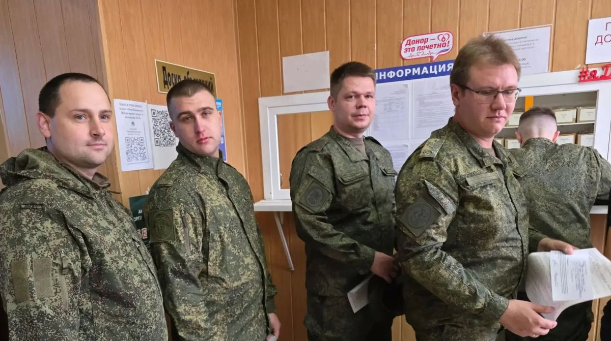 Следователи военных следственных органов СК России сдали кровь для жителей Донбасса