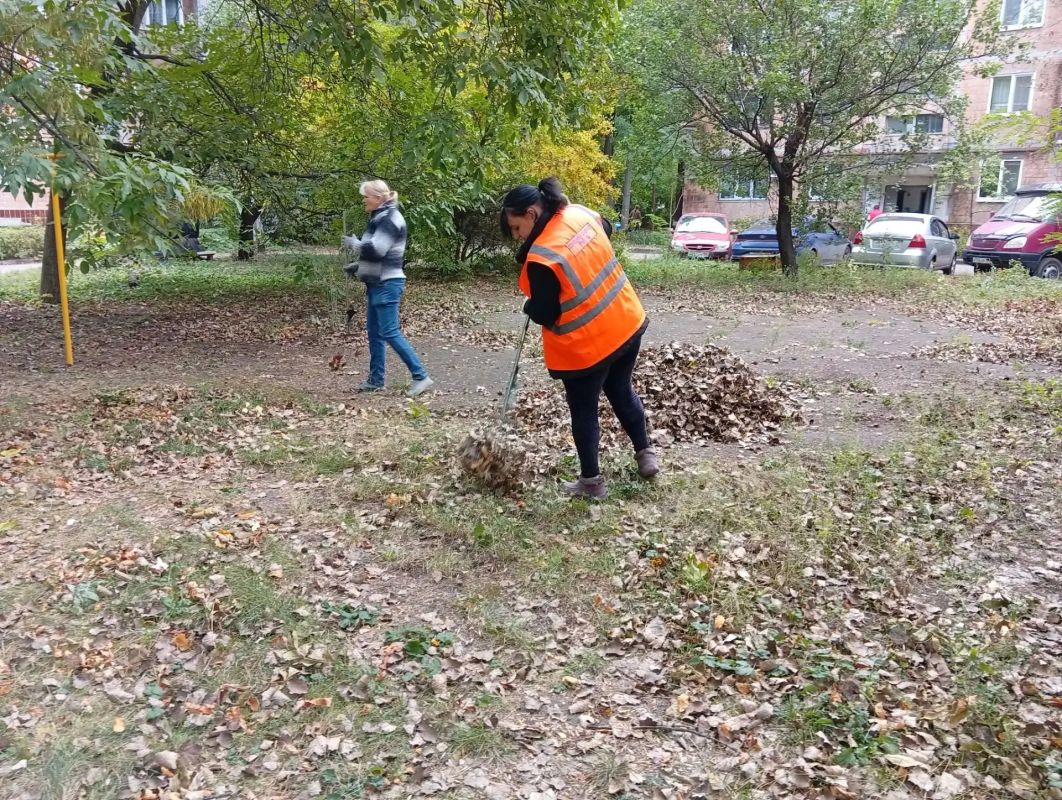 Елена Рязанцева: Благодарим сотрудников жилищных организаций за активное участие в субботнике Елена Рязанцева: Благодарим сотрудников жилищных организаций за активное участие в субботнике