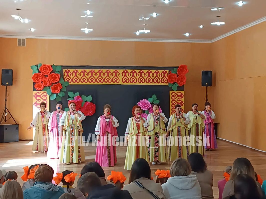 Сегодня, во Дворце культуры «Смолянка» прошел праздничный концерт