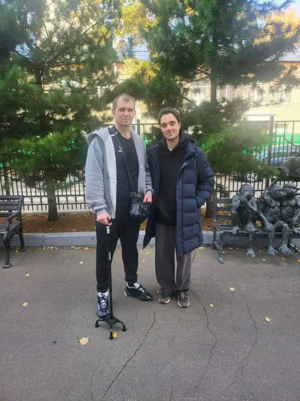 СВОИХ НЕ БРОСАЕМ: ПОМОЖЕМ ГЕРОЮ ДОНБАССА ВСТАТЬ НА НОГИ! СВОИХ НЕ БРОСАЕМ: ПОМОЖЕМ ГЕРОЮ ДОНБАССА ВСТАТЬ НА НОГИ!