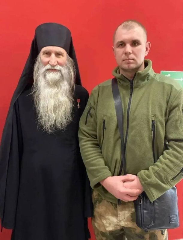 СВОИХ НЕ БРОСАЕМ: ПОМОЖЕМ ГЕРОЮ ДОНБАССА ВСТАТЬ НА НОГИ! СВОИХ НЕ БРОСАЕМ: ПОМОЖЕМ ГЕРОЮ ДОНБАССА ВСТАТЬ НА НОГИ!