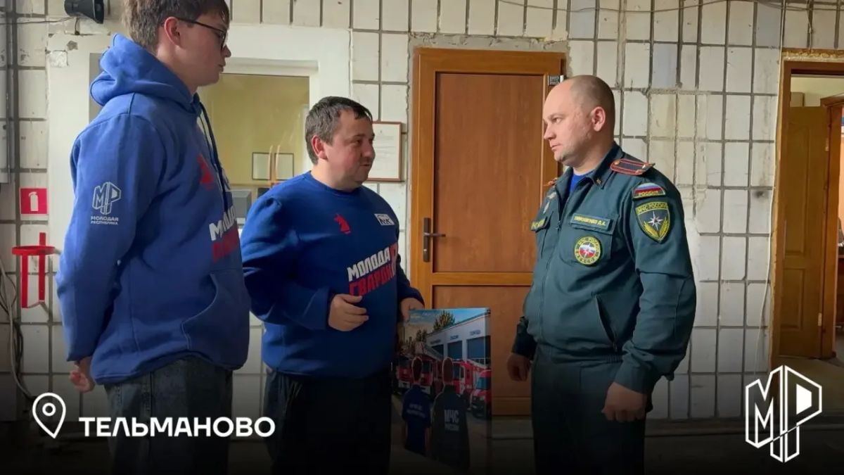 В шести городах Республики молодогвардейцы поздравили пожарных с Днём гражданской обороны В шести городах Республики молодогвардейцы поздравили пожарных с Днём гражданской обороны