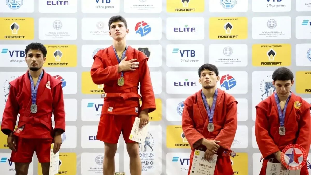 Золото мира — у нашего самбиста!