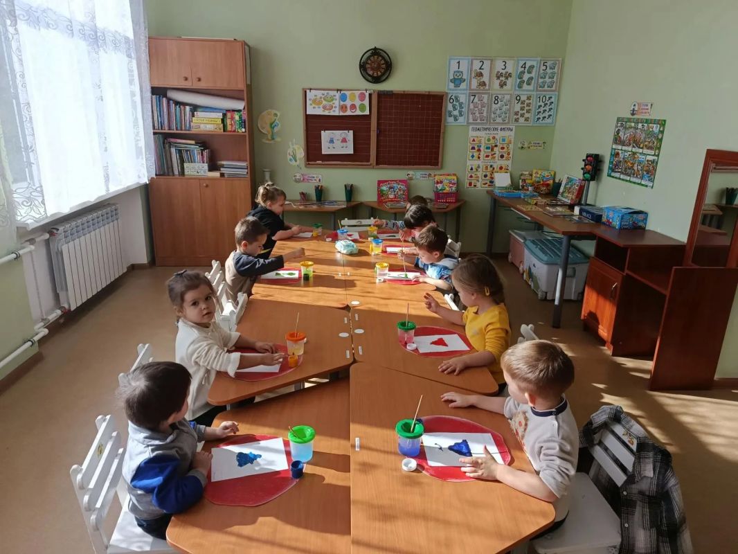 Если тебе станет грустно и одиноко, ты всегда можешь… нарисовать друга Если тебе станет грустно и одиноко, ты всегда можешь… нарисовать друга