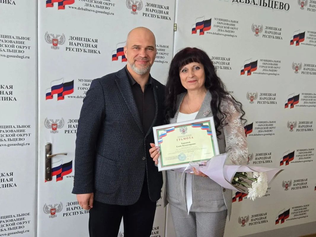 День учителя — это не просто дата в календаре, это праздник людей, чья работа определяет завтрашний день нашей страны День учителя — это не просто дата в календаре, это праздник людей, чья работа определяет завтрашний день нашей страны