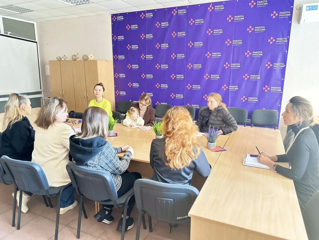 Поддержка и знания для будущих мам Поддержка и знания для будущих мам