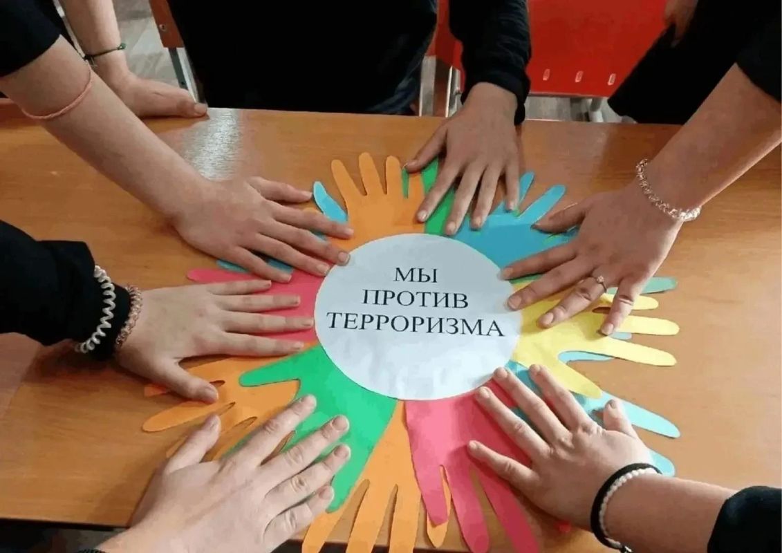 С воспитанниками Детской школы искусств №3 обсудили вопросы личной безопасности С воспитанниками Детской школы искусств №3 обсудили вопросы личной безопасности